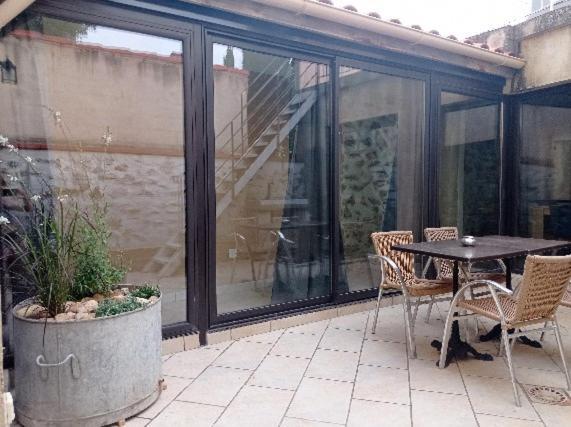 Maison De Charme Avec Patio Et Terrasse De Toit Estagel Buitenkant foto